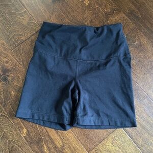 Yogalicious Lux black spandex high waisted yoga shorts